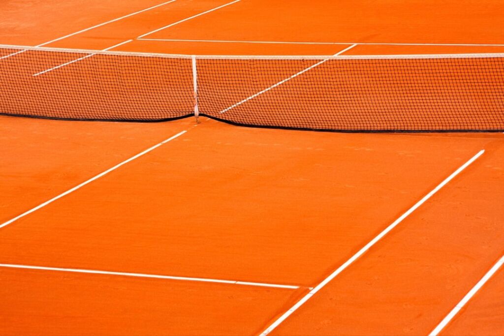 hybrid clay tennis court